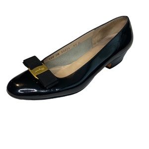 Vintage Salvatore Ferragamo Patent Leather Vera Bow Heels